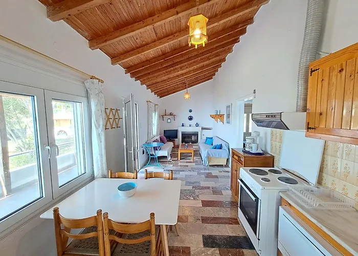 Beach House Kotrona